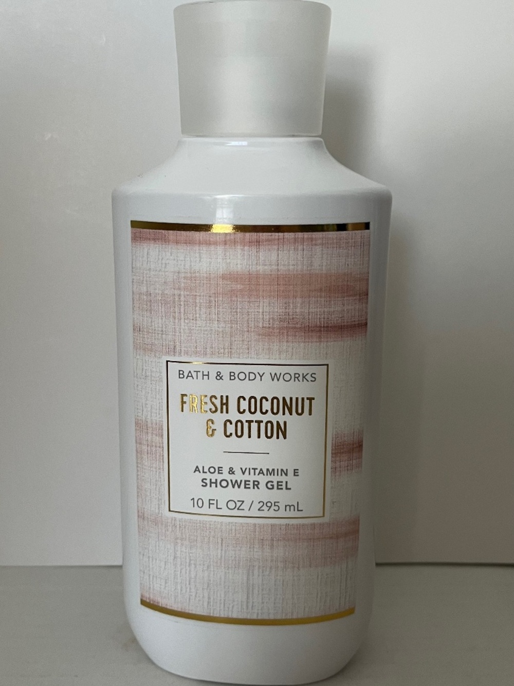 Bath & Body Works Fresh Coconut & Cotton Shower Gel 10 fl oz